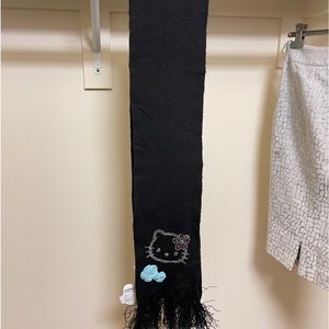 Hello kitty scarf